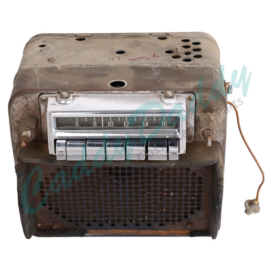 1949 Cadillac Radio Unit (Missing Tube) USED