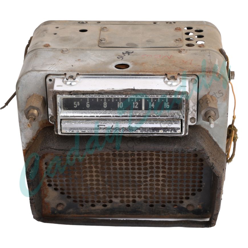 1951 1952 Cadillac Radio Unit USED